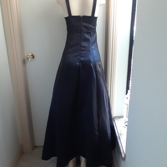 Final Price Formal Dress. Charlotte Russe - Picture 2 of 4